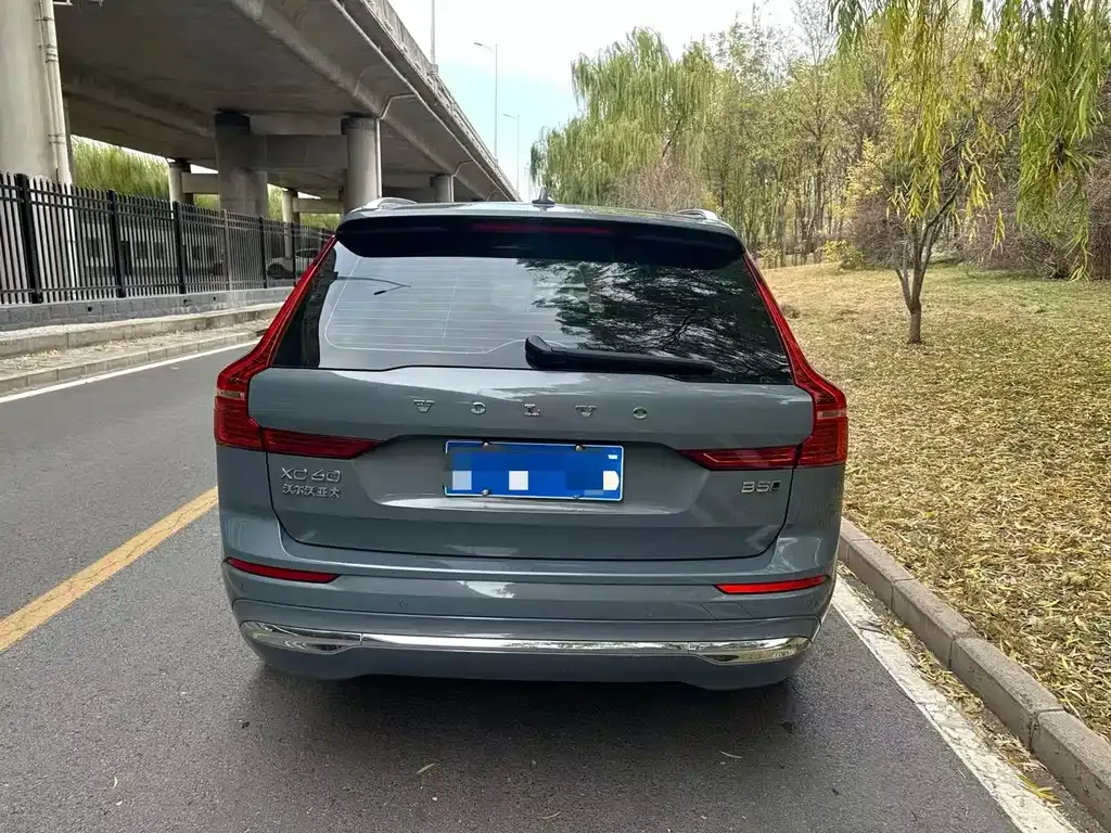 Volvo XC60 2023 из CN, фото 5