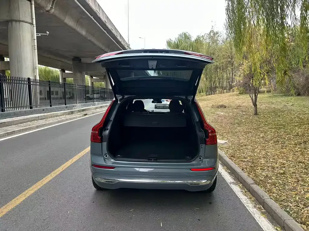 Volvo XC60 2023 из CN, фото 6