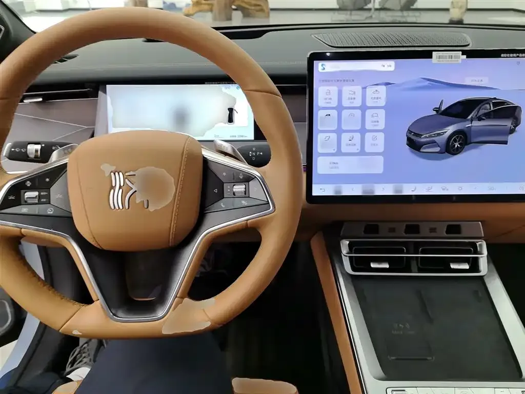 [object Object] 汉L 2025 из CN, фото 10