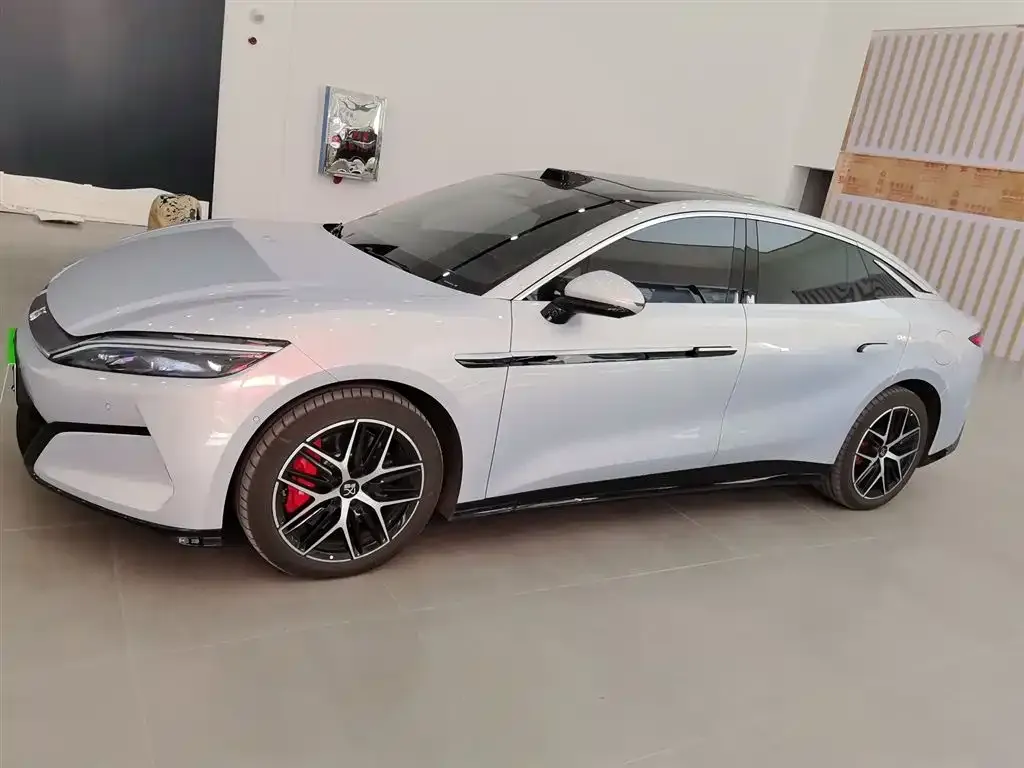 [object Object] 汉L 2025 из CN, фото 5