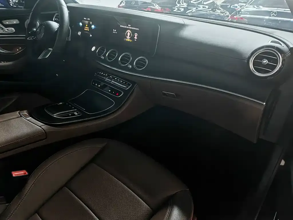 Mercedes-Benz E-Class 2021 из CN, фото 7