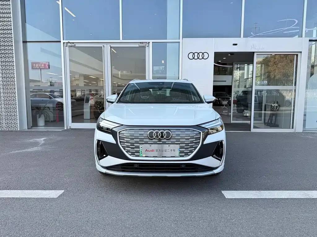 Audi Q4 e-tron 2024 из CN, фото 2