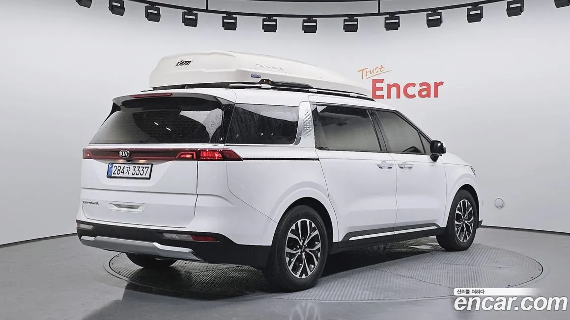 Kia Carnival — фото 2