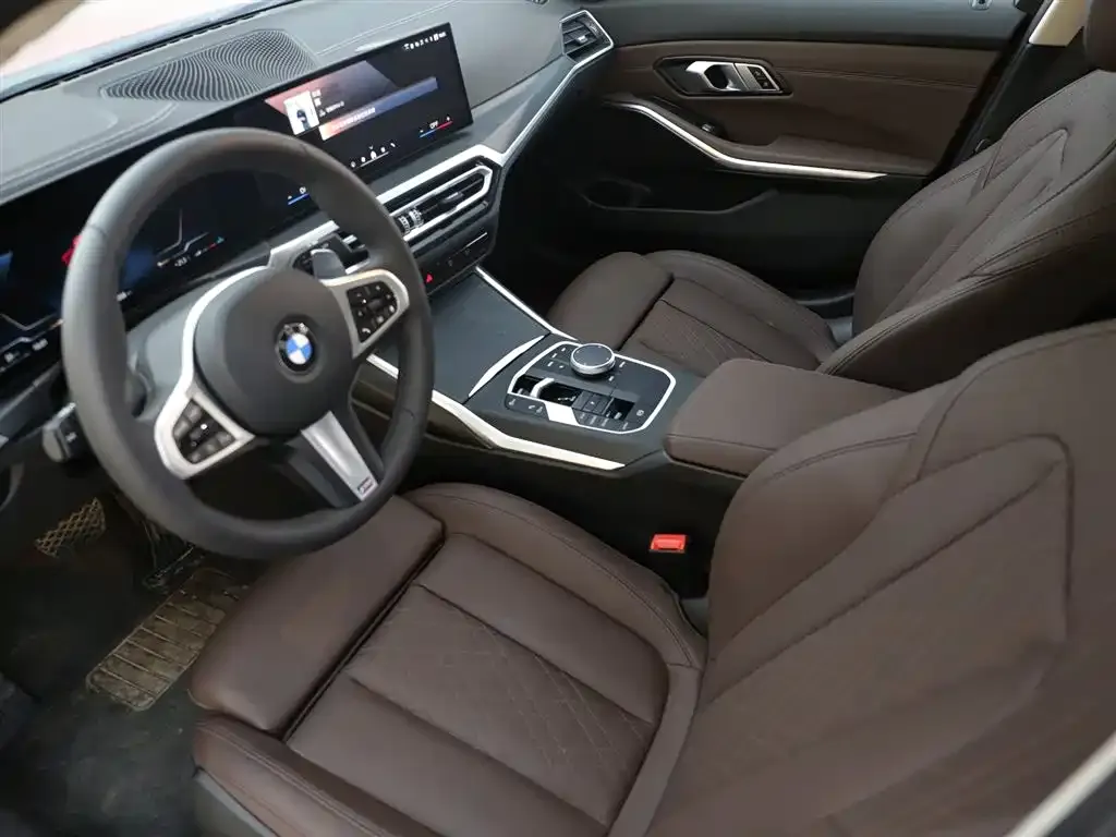 BMW 3 Series 2024 из CN, фото 8