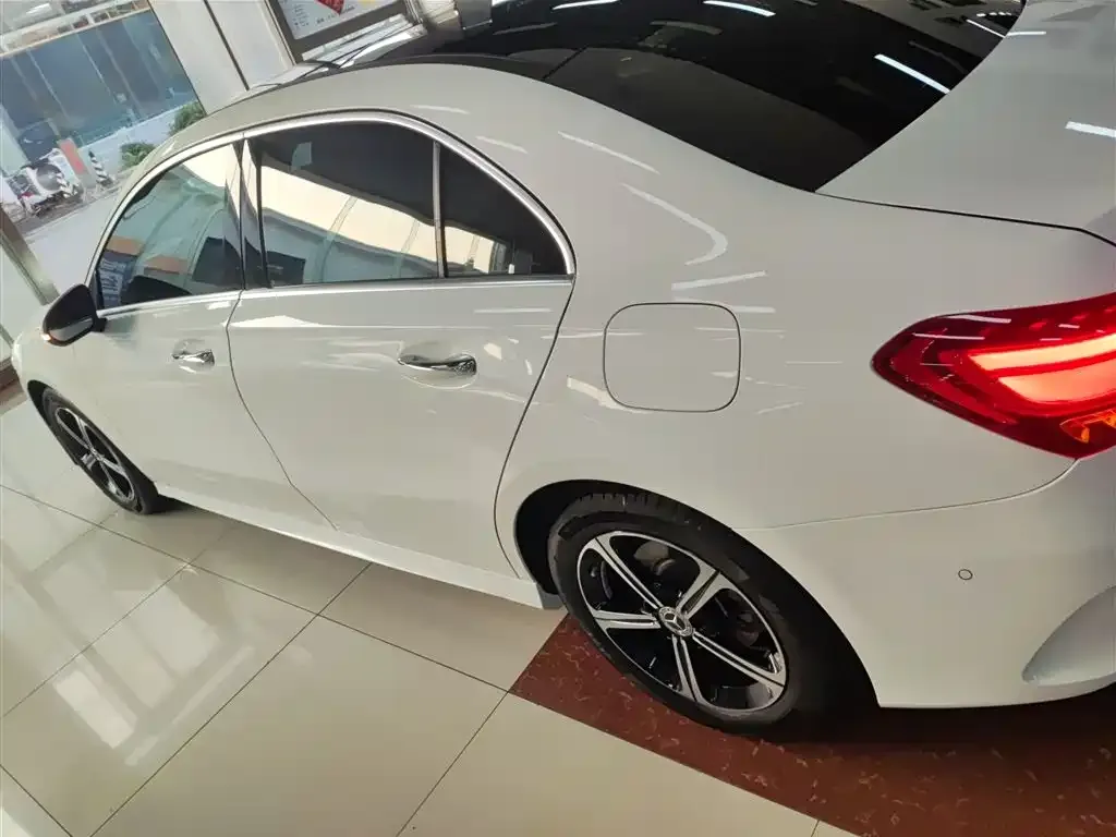 Mercedes-Benz A-Class 2024 из CN, фото 5