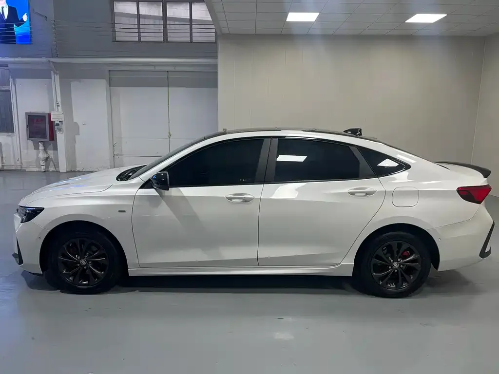 Buick Verano 2024 из CN, фото 8