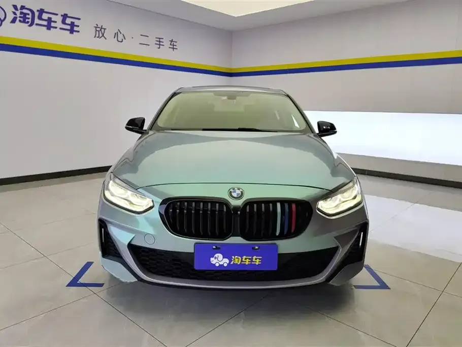 BMW 1 Series 2021 из CN, фото 2