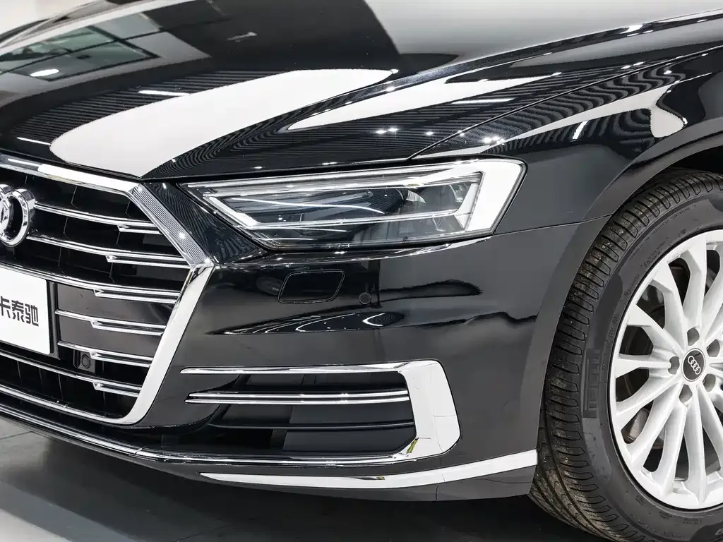 Audi A8 2021 из CN, фото 8