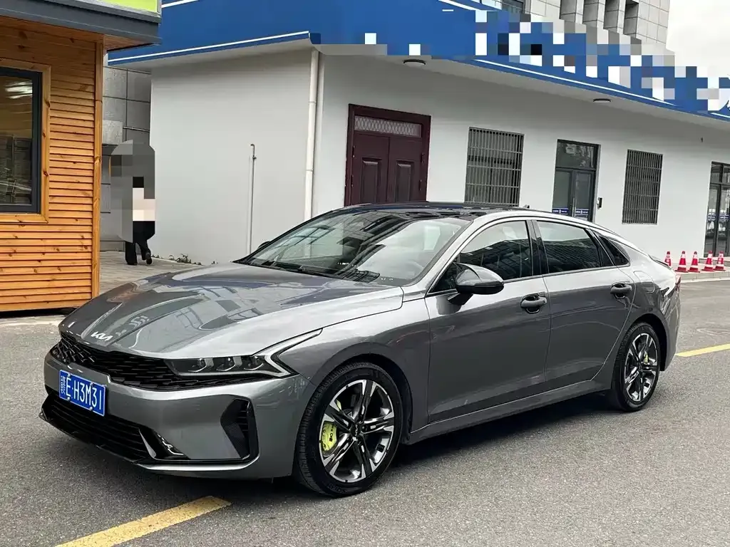 Kia K5 2022 из CN, фото 1