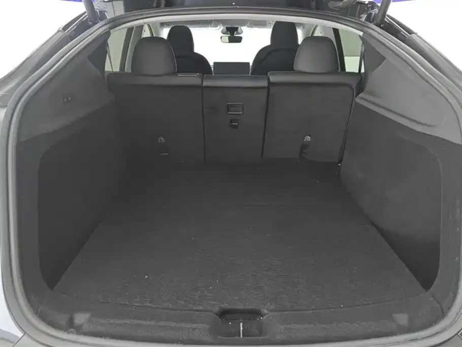 Tesla Model Y 2025 из CN, фото 4