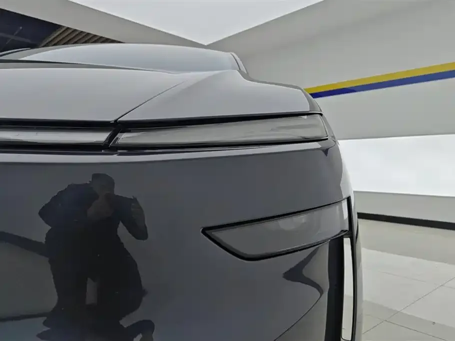 Tesla Model Y 2025 из CN, фото 5