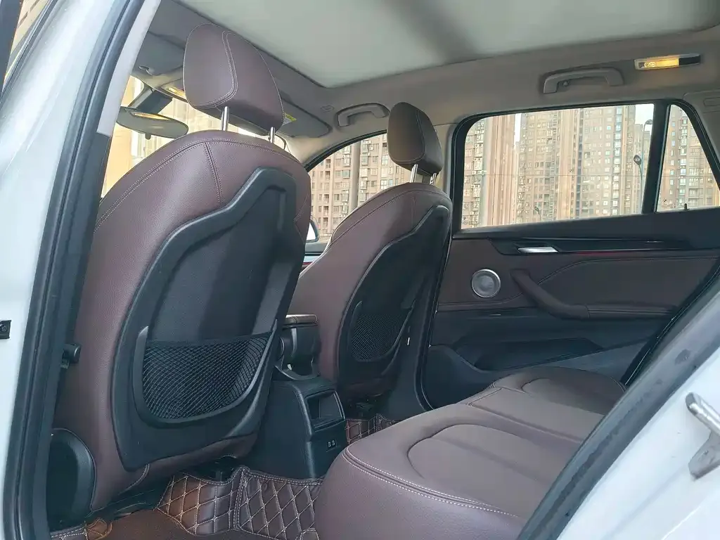 BMW X1 2023 из CN, фото 5