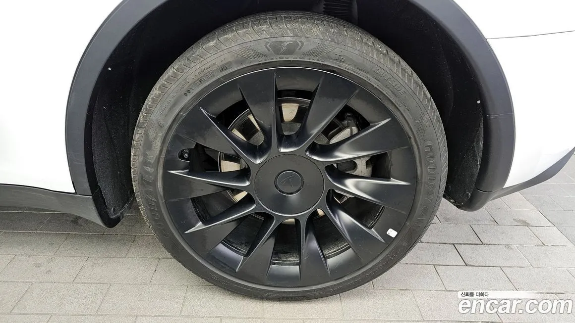 Tesla Model Y 2024 из KR, фото 5