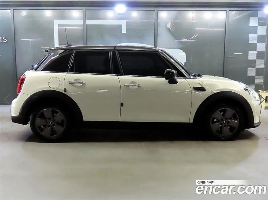 Mini Cooper 2023 из KR, фото 3