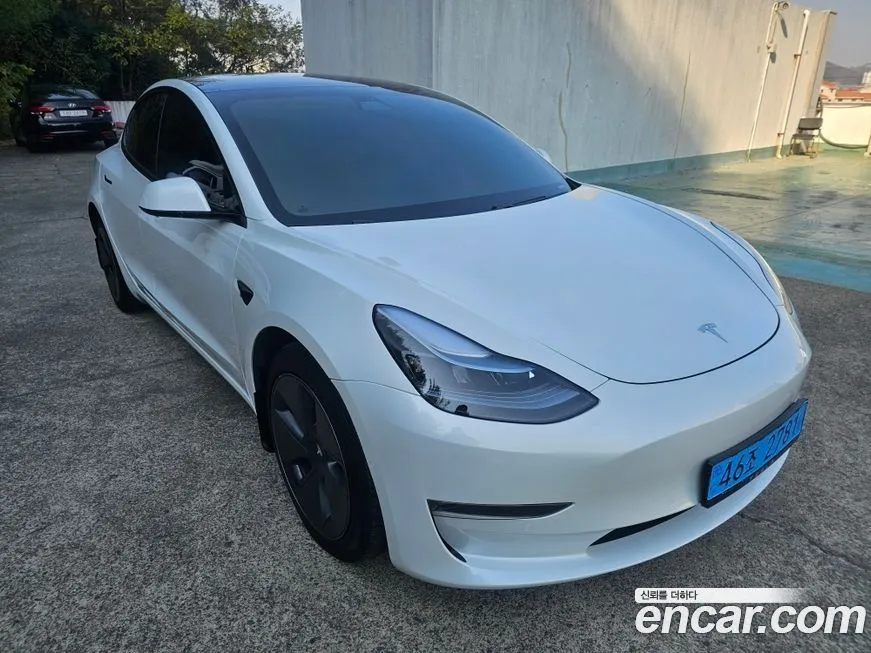 Tesla Model 3 — фото 7