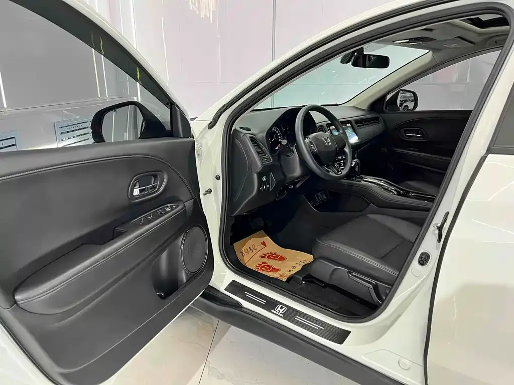 Honda Vezel 2022 из CN, фото 7