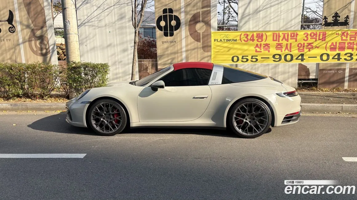 Porsche 911 2021 из KR, фото 3