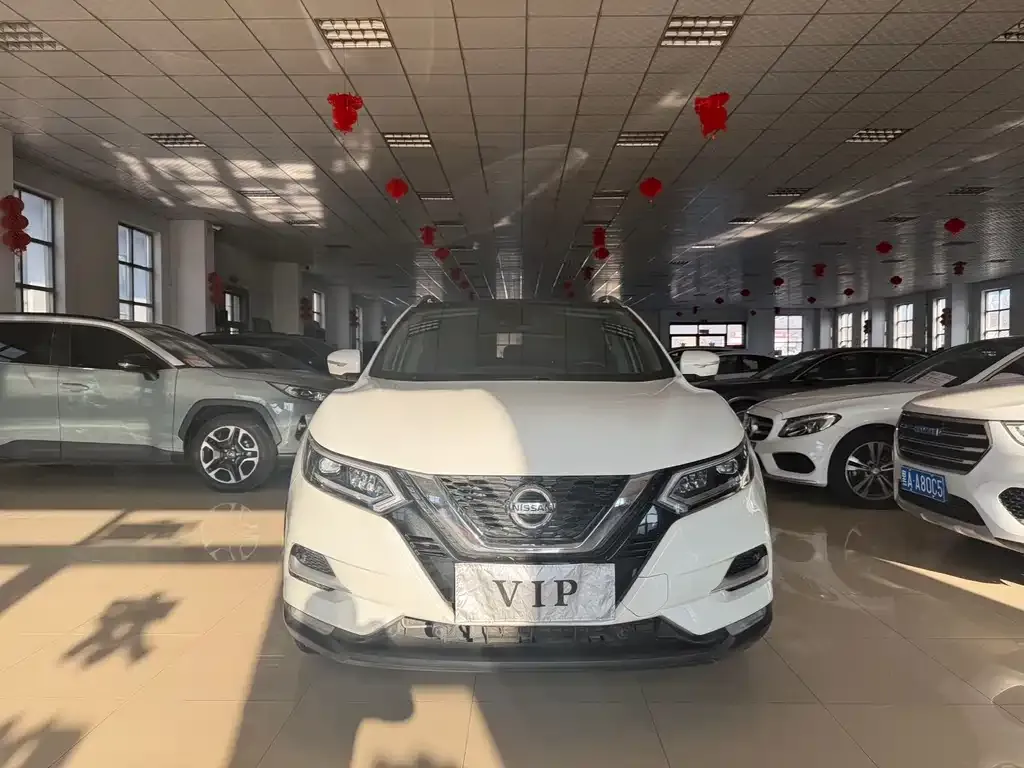 Nissan Qashqai 2022 из CN, фото 1