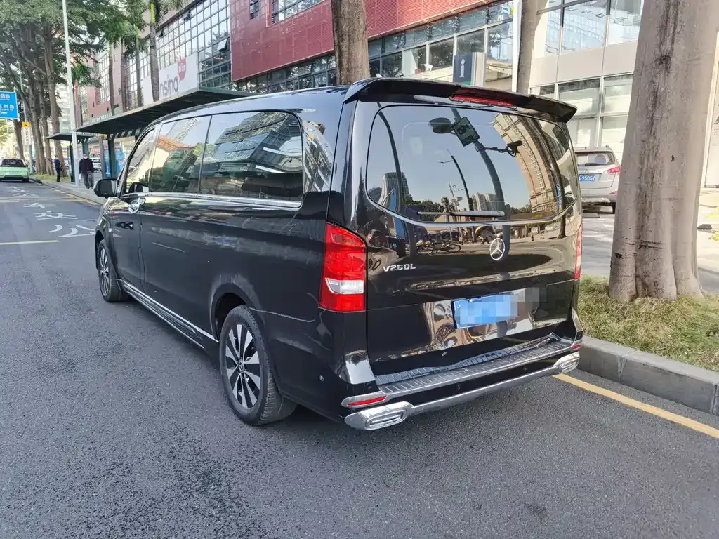 Mercedes-Benz Vito — фото 10