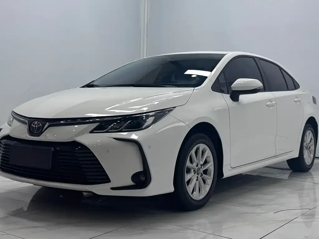 Toyota Corolla 2021 из CN, фото 1