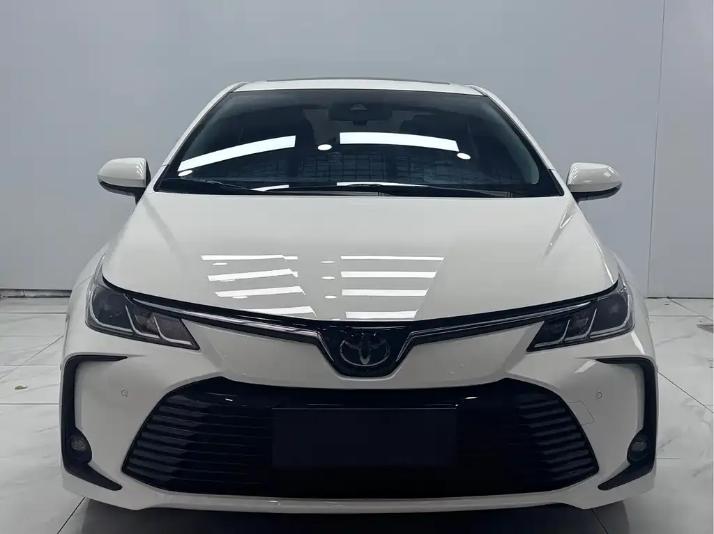 Toyota Corolla 2021 из CN, фото 2