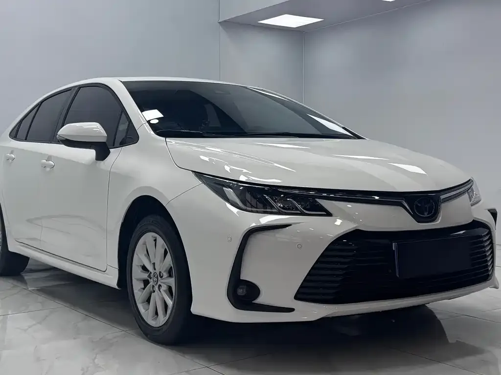 Toyota Corolla 2021 из CN, фото 3