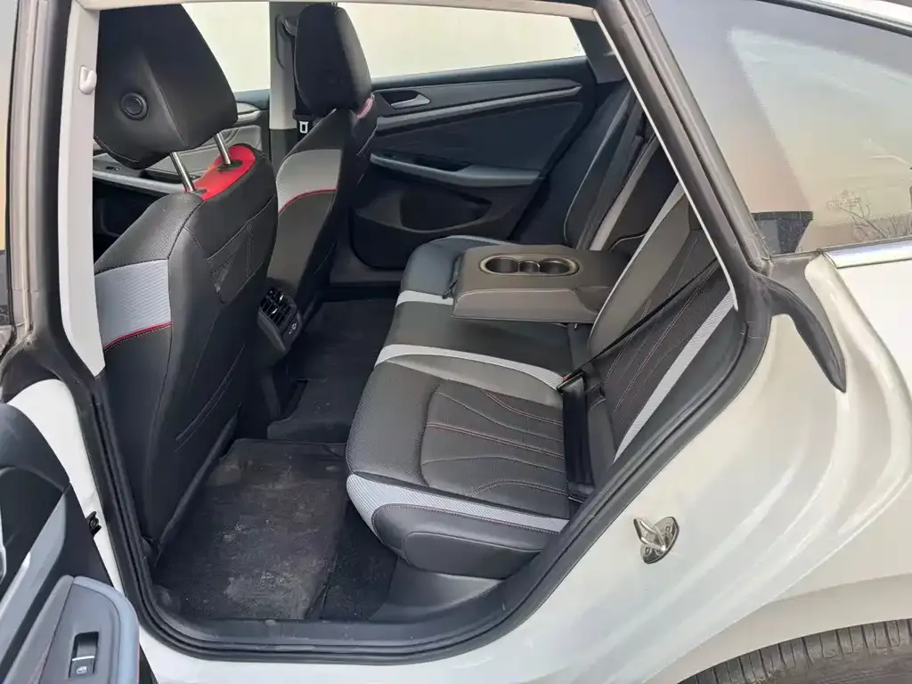 Volkswagen Lamando 2024 из CN, фото 6