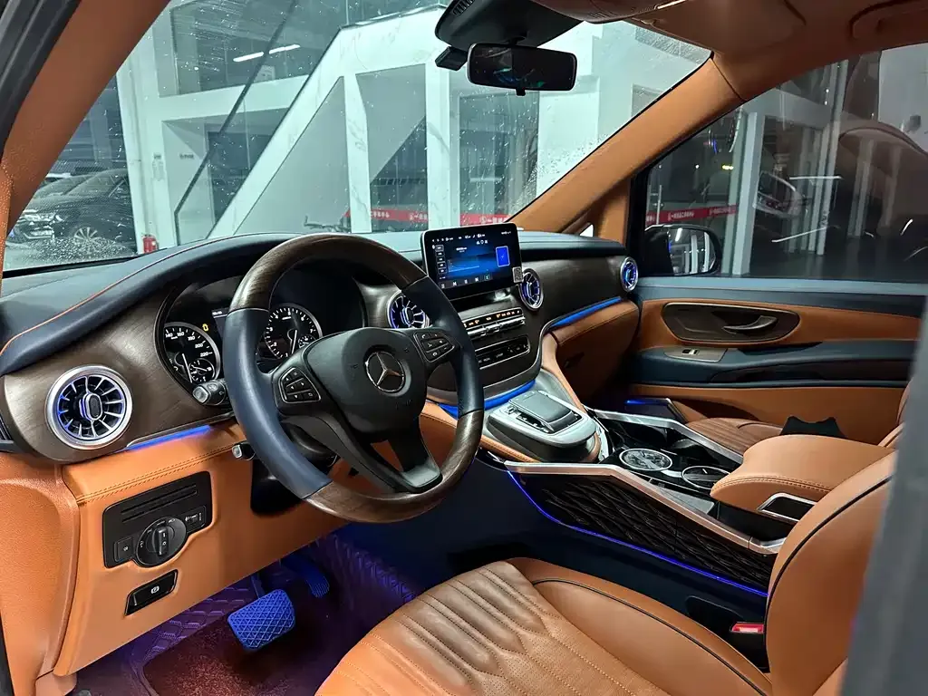 Mercedes-Benz Vito 2024 из CN, фото 8