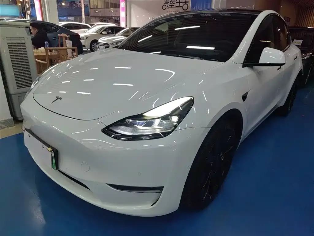 Tesla Model Y 2022 из CN, фото 2