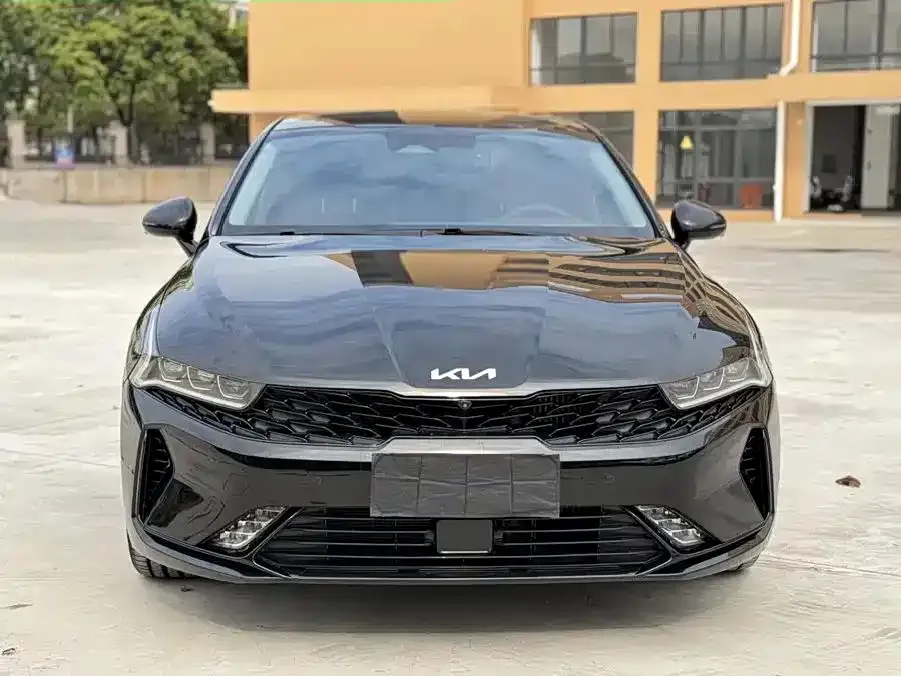 Kia K5 2021 из CN, фото 1