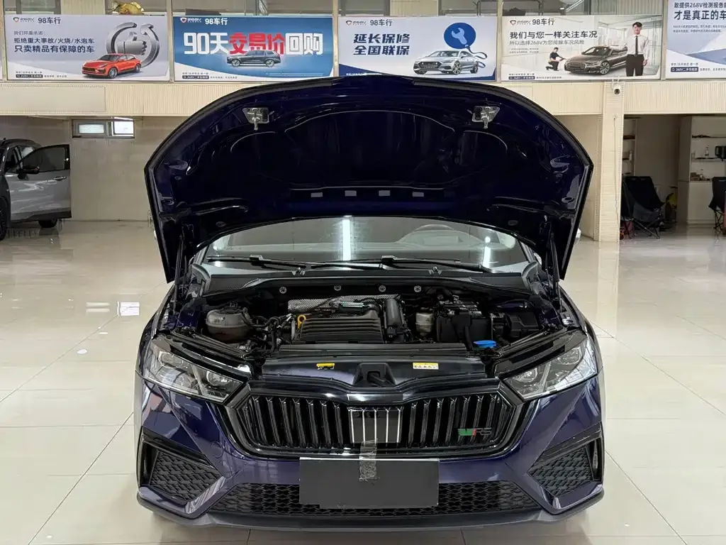 Skoda Octavia 2022 из CN, фото 7