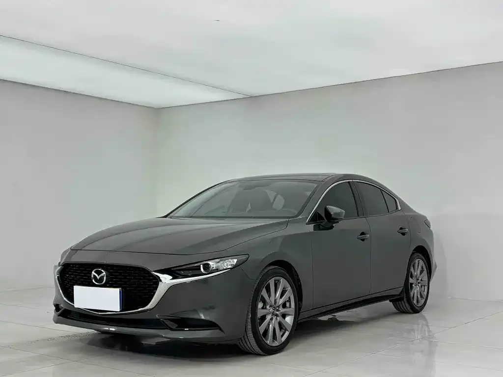 Mazda 3 Axela — фото 1