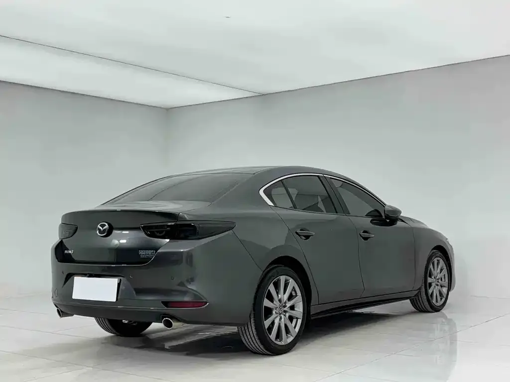 Mazda 3 Axela — фото 7