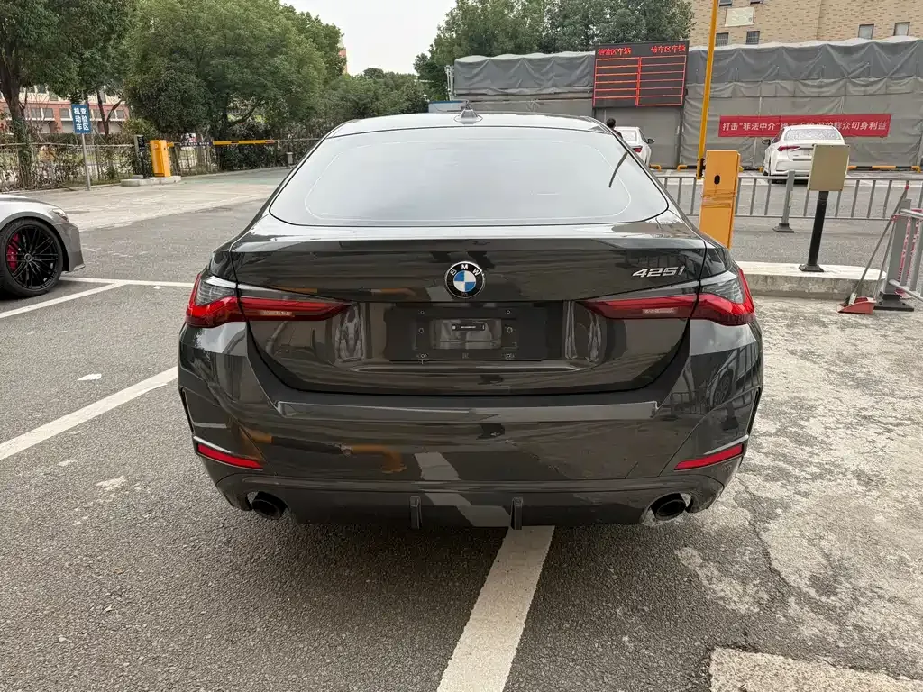 BMW 4 Series 2023 из CN, фото 10