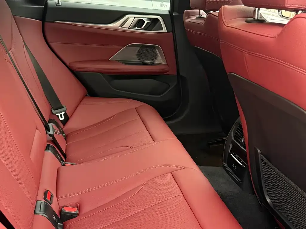 BMW 4 Series 2023 из CN, фото 8
