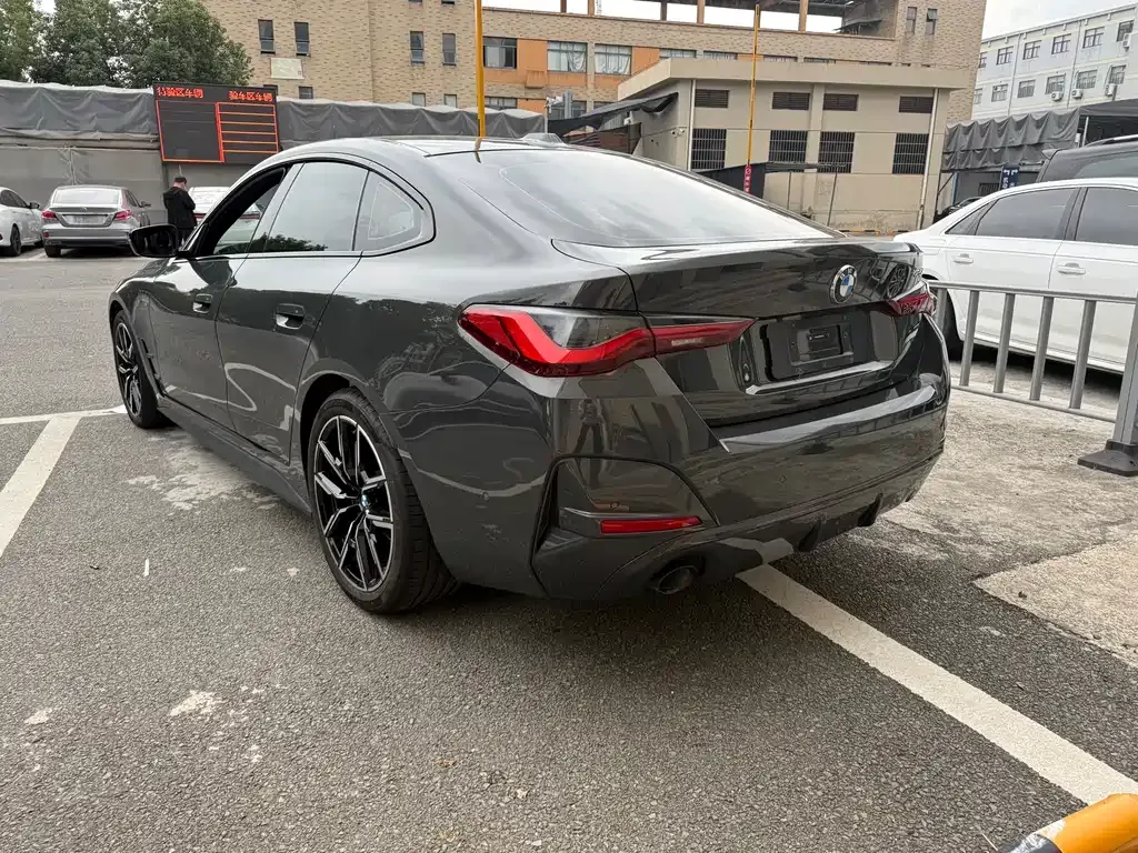 BMW 4 Series 2023 из CN, фото 9