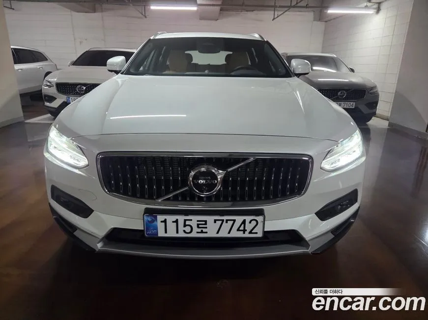 Volvo V90 2025 из KR, фото 2