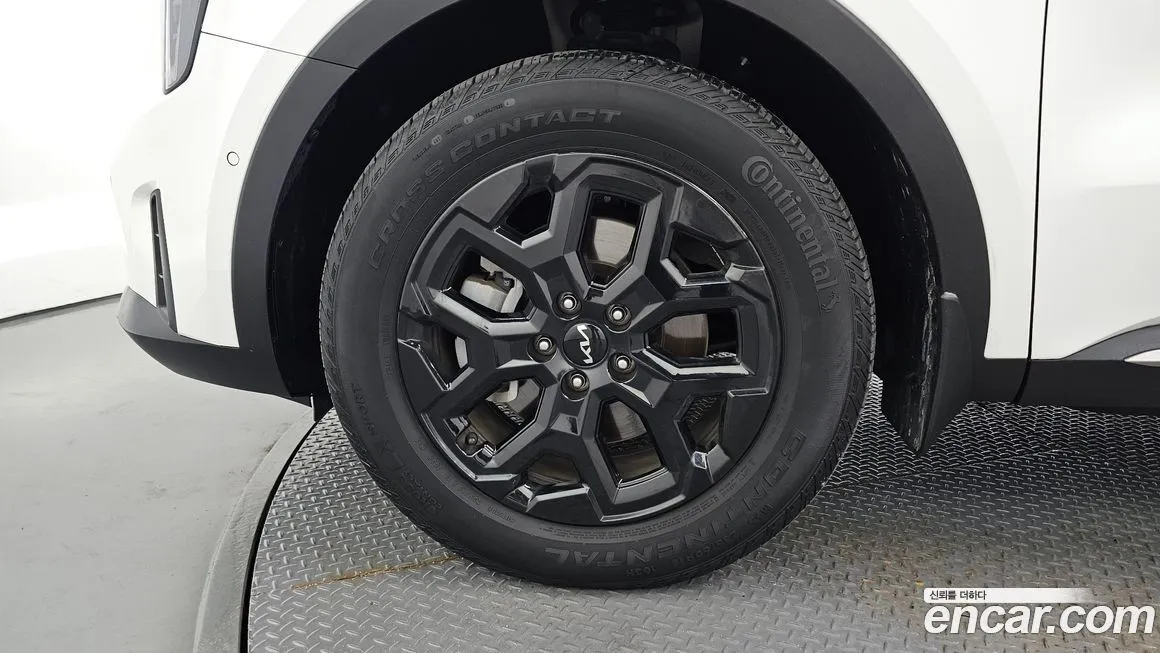 Kia Sorento — фото 5