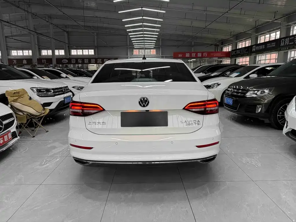 Volkswagen Lavida 2022 из CN, фото 5