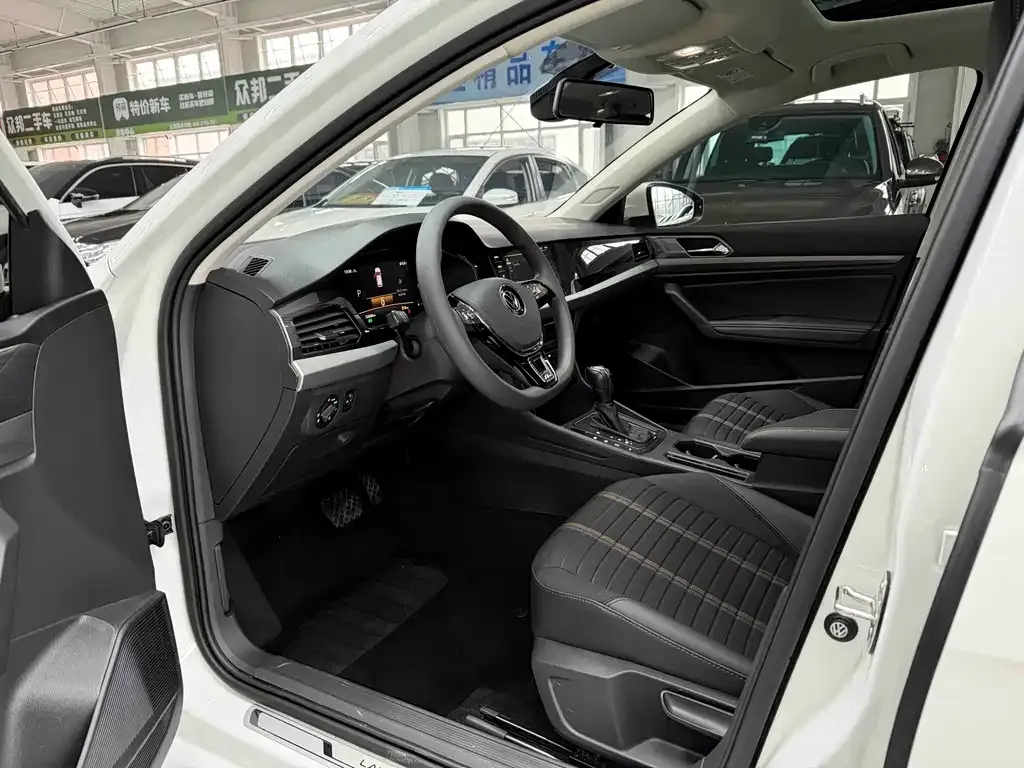 Volkswagen Lavida 2022 из CN, фото 7