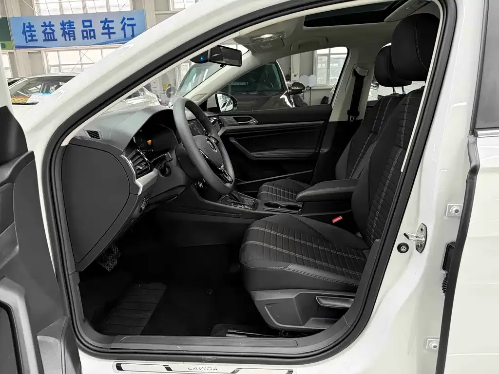 Volkswagen Lavida 2022 из CN, фото 8