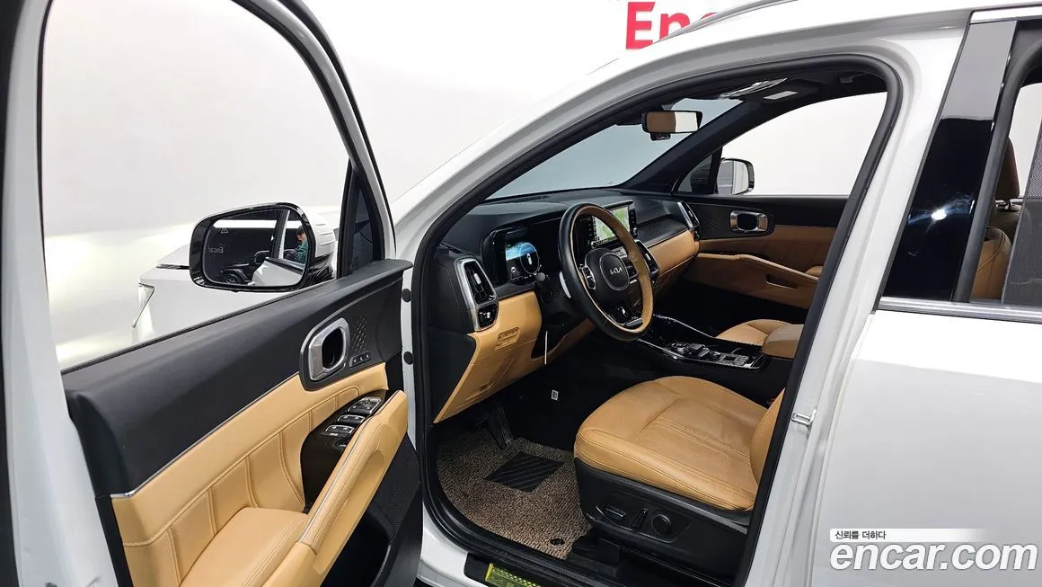 Kia Sorento — фото 10