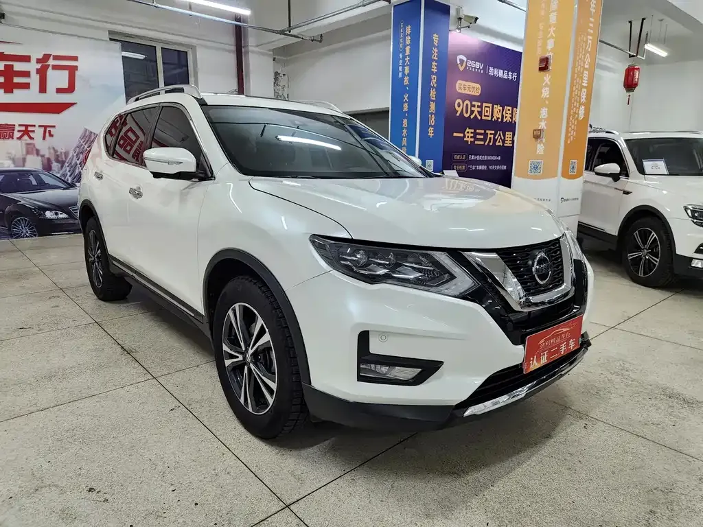 Nissan X-Trail 2021 из CN, фото 2