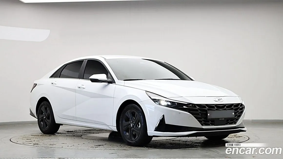 Hyundai AVANTE — фото 3