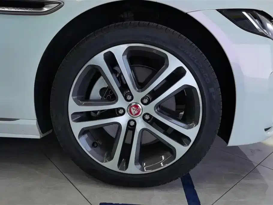 Jaguar XEL 2023 из CN, фото 6