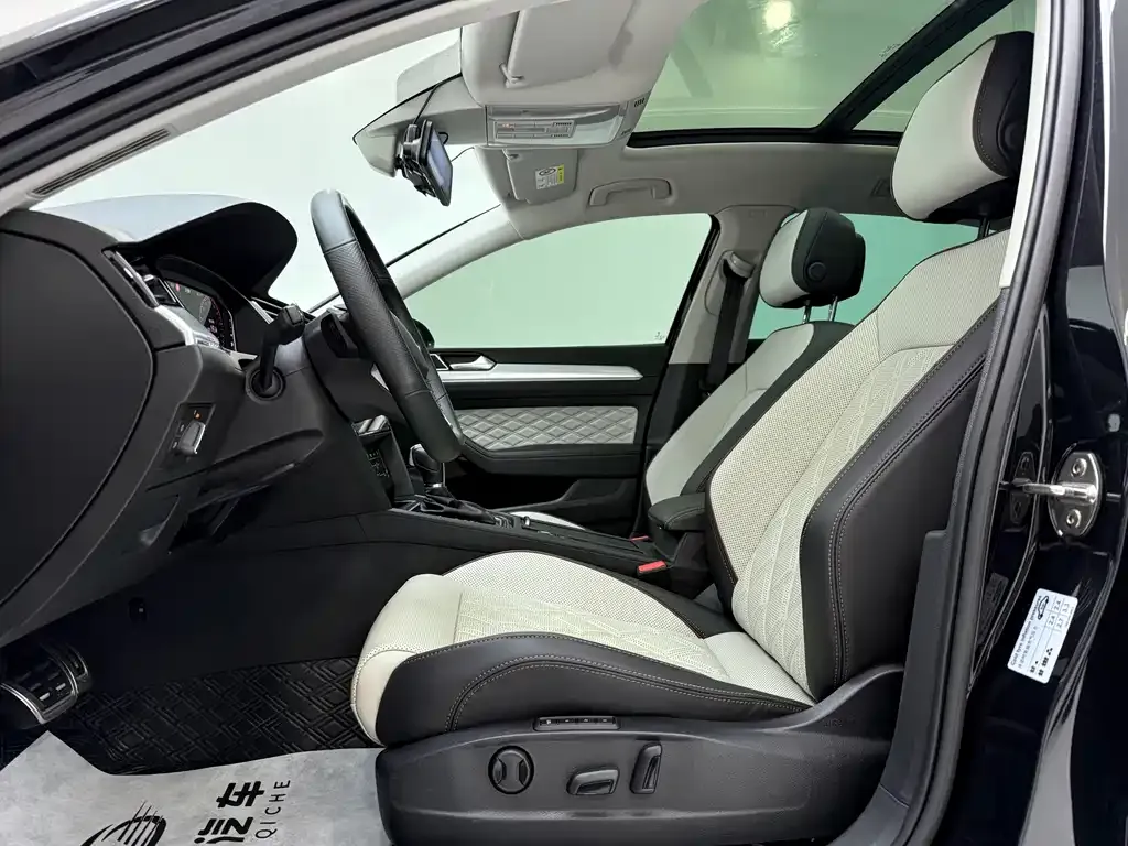 Volkswagen Magotan 2023 из CN, фото 7