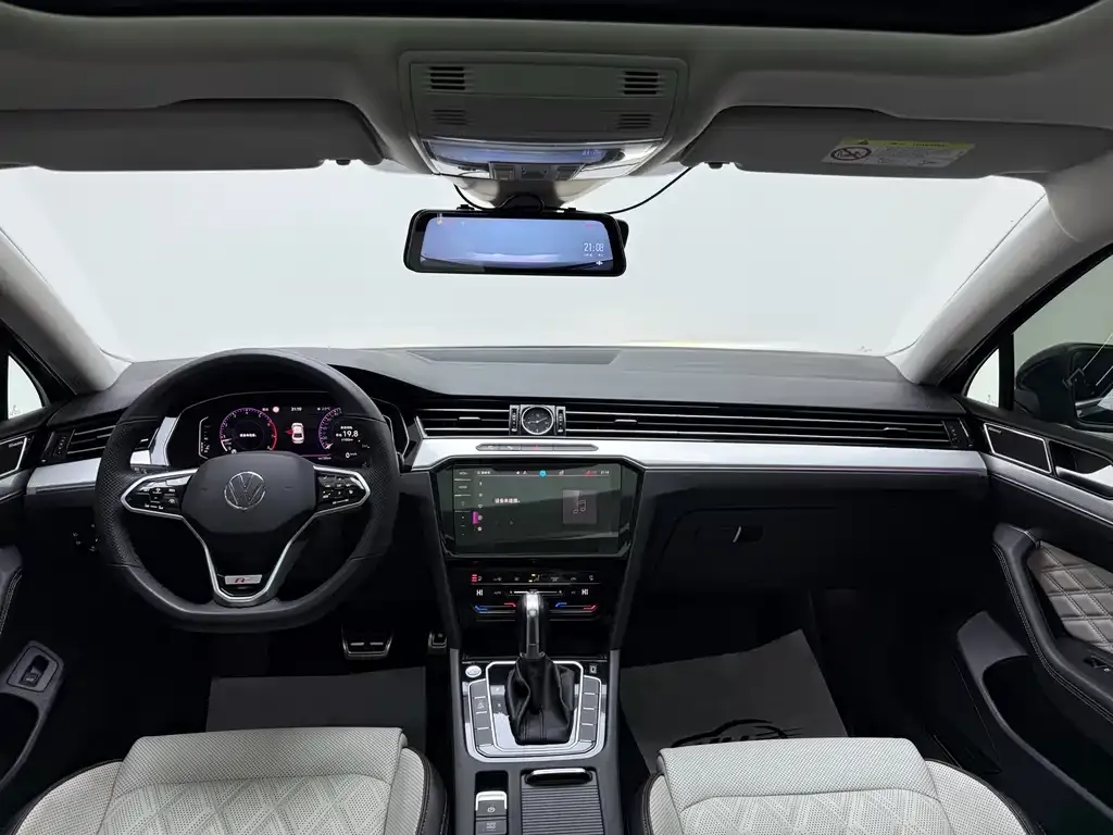 Volkswagen Magotan 2023 из CN, фото 9