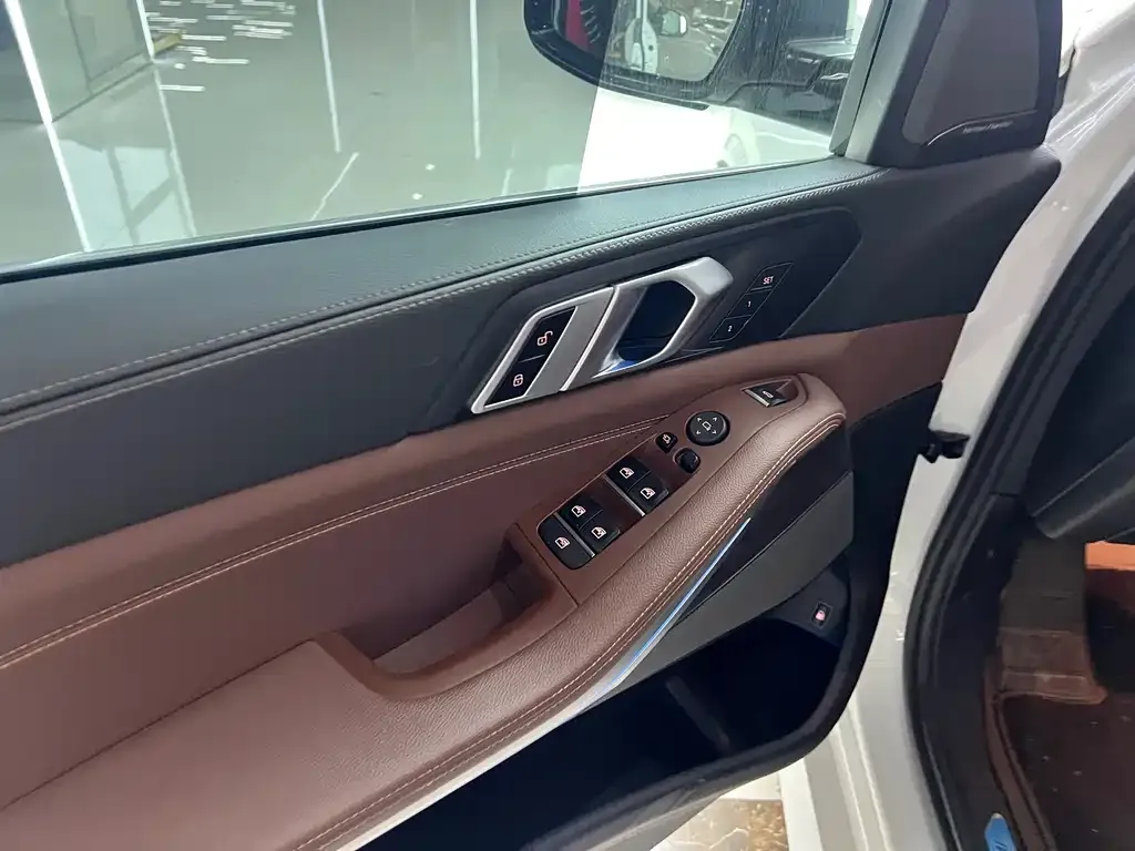 BMW X5 New Energy (Import) 2021 из CN, фото 7