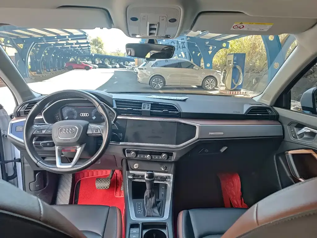 Audi Q3 2021 из CN, фото 6