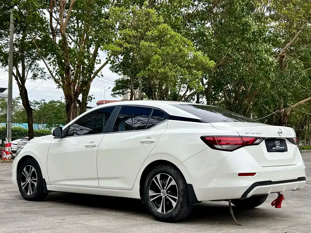 Nissan Sylphy — фото 5
